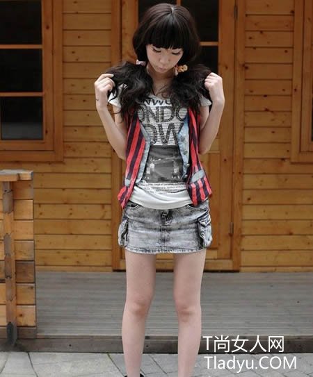 韩范小妞T恤 短裙清爽搭