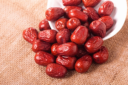 红枣对女性有什么好处?经常食用有助女性调理身体!