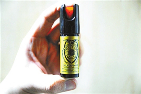 女性独自外出应如何保护自己？掌握这些知识迅速应对突发情况