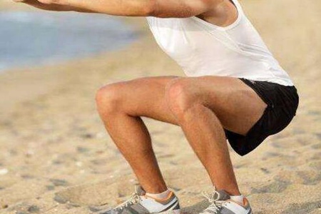 深蹲可以提高性功能吗?这三个男人练深蹲的好处