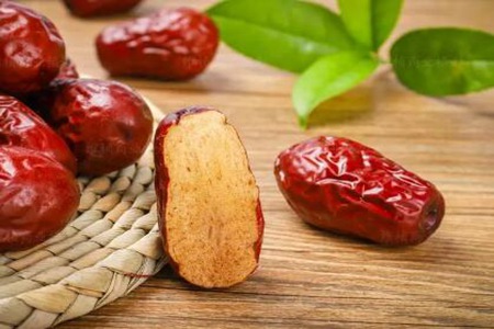 心律不齐吃什么？这五个食物能养心护心改善疾病