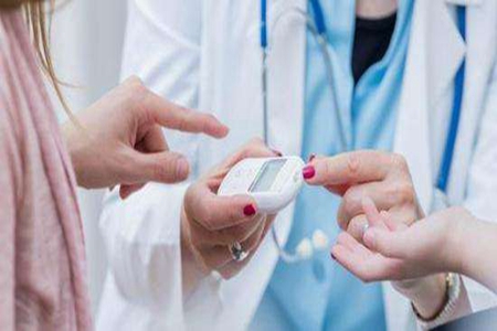 女性皮肤上出现这些问题，那这是糖尿病的信号