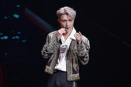 中国内地艺人被集火,港台艺人依旧神隐,背后谁策划?