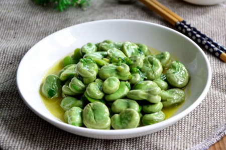 蚕豆怎么做好吃,这三款蚕豆的做法大全健脑又补钙