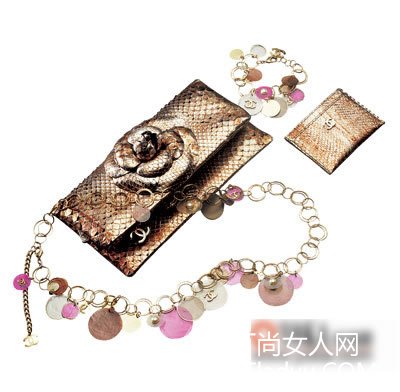 女孩夏季最爱的多彩俏丽配饰