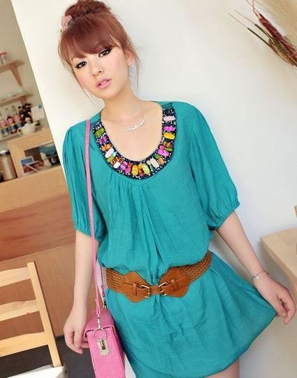 简洁时尚甜美萌系女孩靓搭