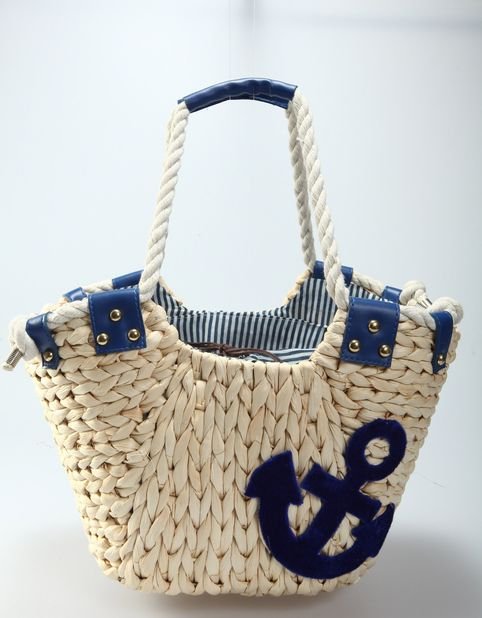 今夏流行新元素 首选藤编包包