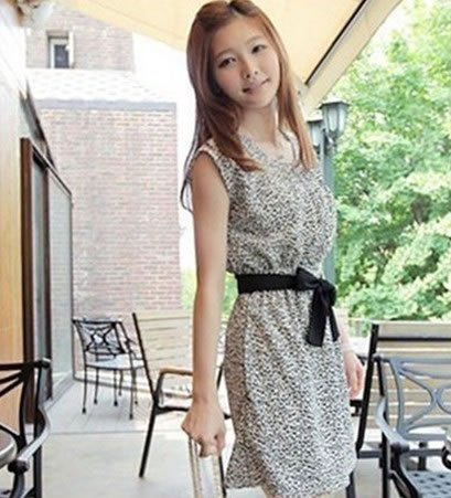 今夏最爱收腰连身裙