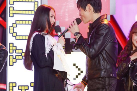 向佐郭碧婷不再合体捞金,向佐否认郭碧婷怀孕