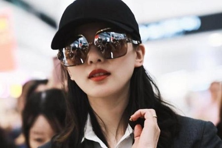 刘诗诗产后清瘦状态曝光,搭档朱一龙开拍《亲爱的自己》