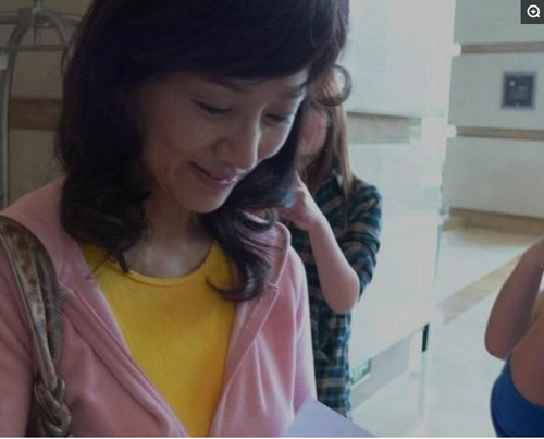 赵雅芝卸妆后素颜照