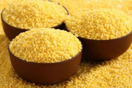 小米的营养价值及功效，这三个女人常喝小米粥的好处