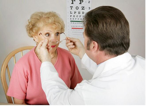 老花眼可以做手术吗