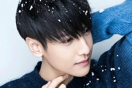 艺人罗云熙删微博，明明一点才收工，幕后黑手究竟是谁？