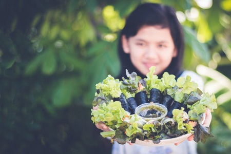 女性中气不足皮肤差,就喝排毒美容健康汤