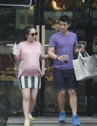 杜江霍思燕女儿疑曝光