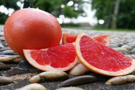 葡萄柚的功效与作用,这五个女人吃葡萄柚的好处