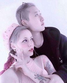 成龙女儿吴卓林出柜