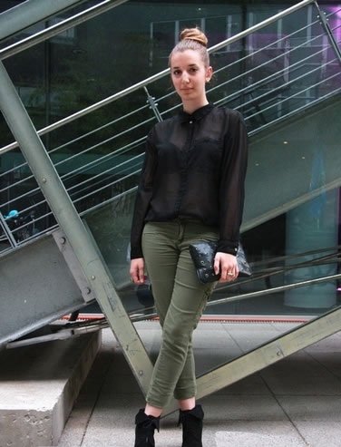 性感真空美女 裸露诱惑超出你的想象