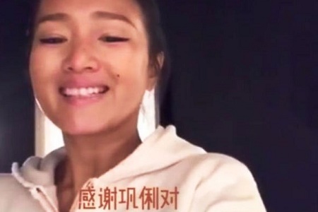 巩俐素颜出镜惊艳全场,岁月是把杀猪刀却对美人手下留情