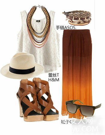 小辣椒私服出街 掌控长裙搭配