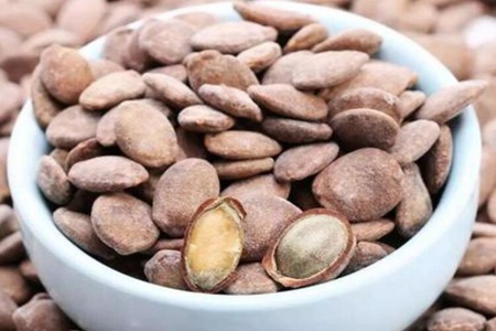 吊瓜子的功效与作用,这四个女人吃吊瓜子的营养功效