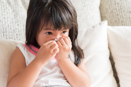 小儿肺炎的早期症状，父母要多注意肺炎生活护理