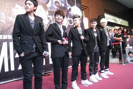 台湾同性婚姻合法背后，台湾艺人早已宣布出柜