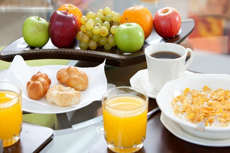 早餐不吃会怎么样?不吃早餐的人身体可能会出现6个问题