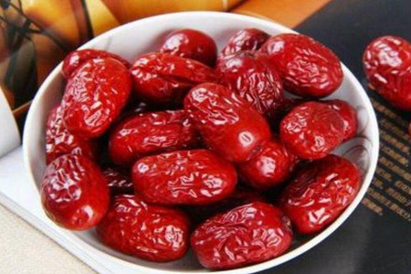 缺铁吃什么补得最快，这五个女人补铁补锌的食物