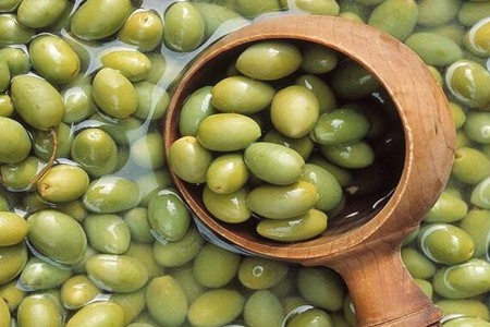 橄榄果的功效与作用,这五个女人吃橄榄的好处