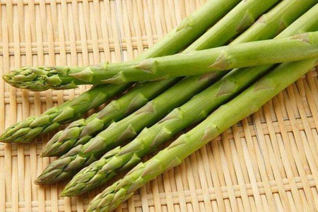 芦笋的功效与作用,这五个女人吃芦笋营养功效