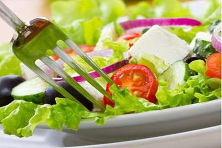 长期吃素比吃肉还可怕，下面就来介绍下吃素风险