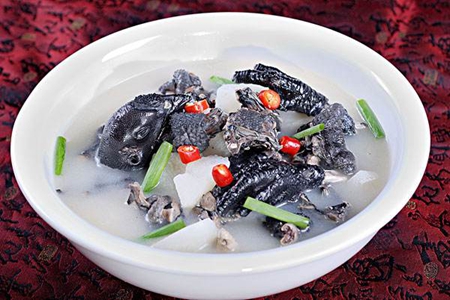 乌鸡汤的功效与作用,这5种吃法滋补效果翻倍