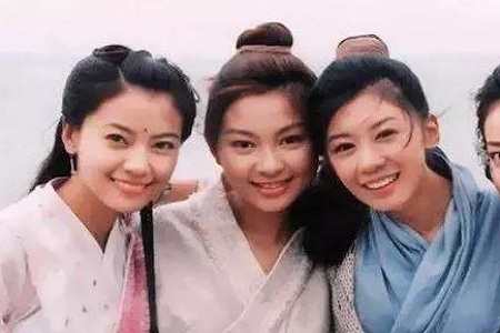 赵又廷宣布高圆圆怀孕，好闺蜜贾静雯暖心送上祝福