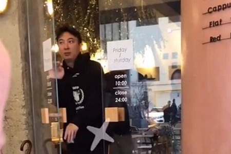 富二代王思聪房祖名聚餐，网友酸道：“别这么低调！”