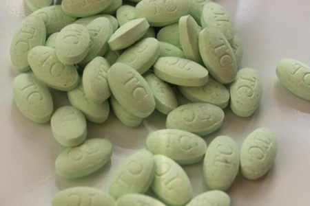 钙片什么时候吃吸收效果最好？这两个时间段补钙最佳