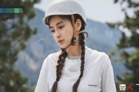 Angelababy被问婚变传闻，尴尬苦笑罕见吐露心声