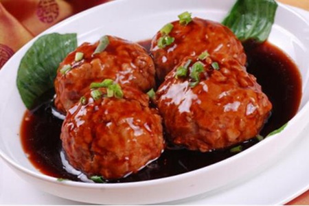 狮子头怎么做的好吃,红烧狮子头的家常做法