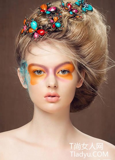 丝丝心动 蝴蝶在发间翩翩起舞