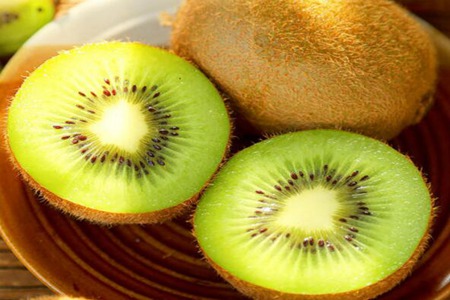 奇异果的功效与作用,这五个女人吃奇异果的好处