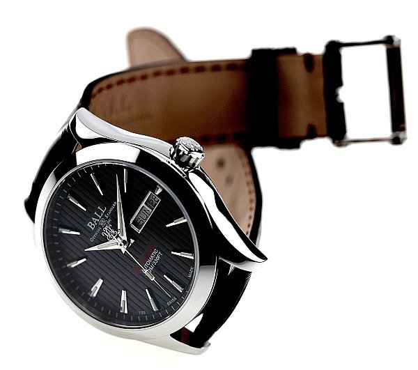 BALL表发布最新力作 Red Label