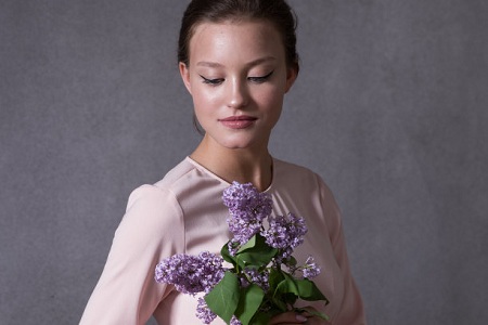 女性胃痛腹泻气血不足，原来是身体肾虚所致