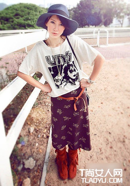 波普T恤 长裙 时尚潮流的风头浪尖
