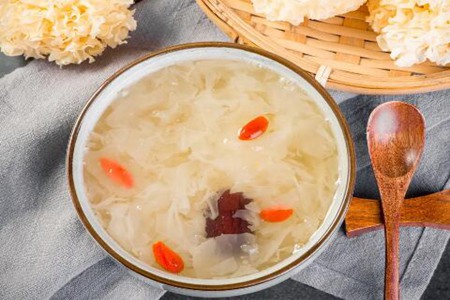 神经衰弱吃什么好?这五个食物补心安神交通心肾