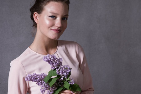 女性胃痛腹泻气血不足，原来是身体肾虚所致