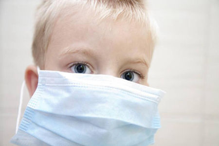 你家小朋友经常会鼻塞，究竟是怎么回事？