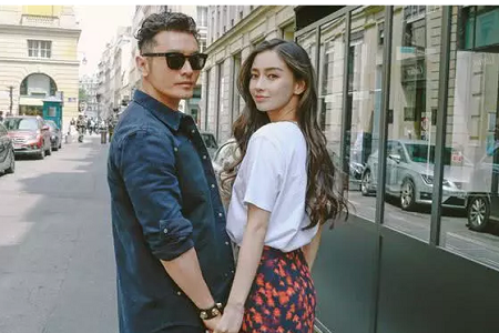 Baby带儿子小海绵北海道滑雪，不见黄晓明婚变难道是真？