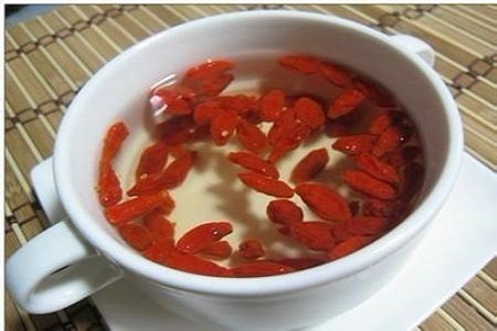 枸杞泡水有什么好处吗,枸杞的功效与作用详情介绍