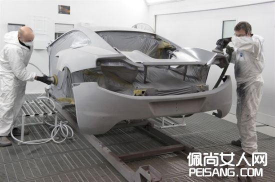 迈凯轮MP4-12C投产